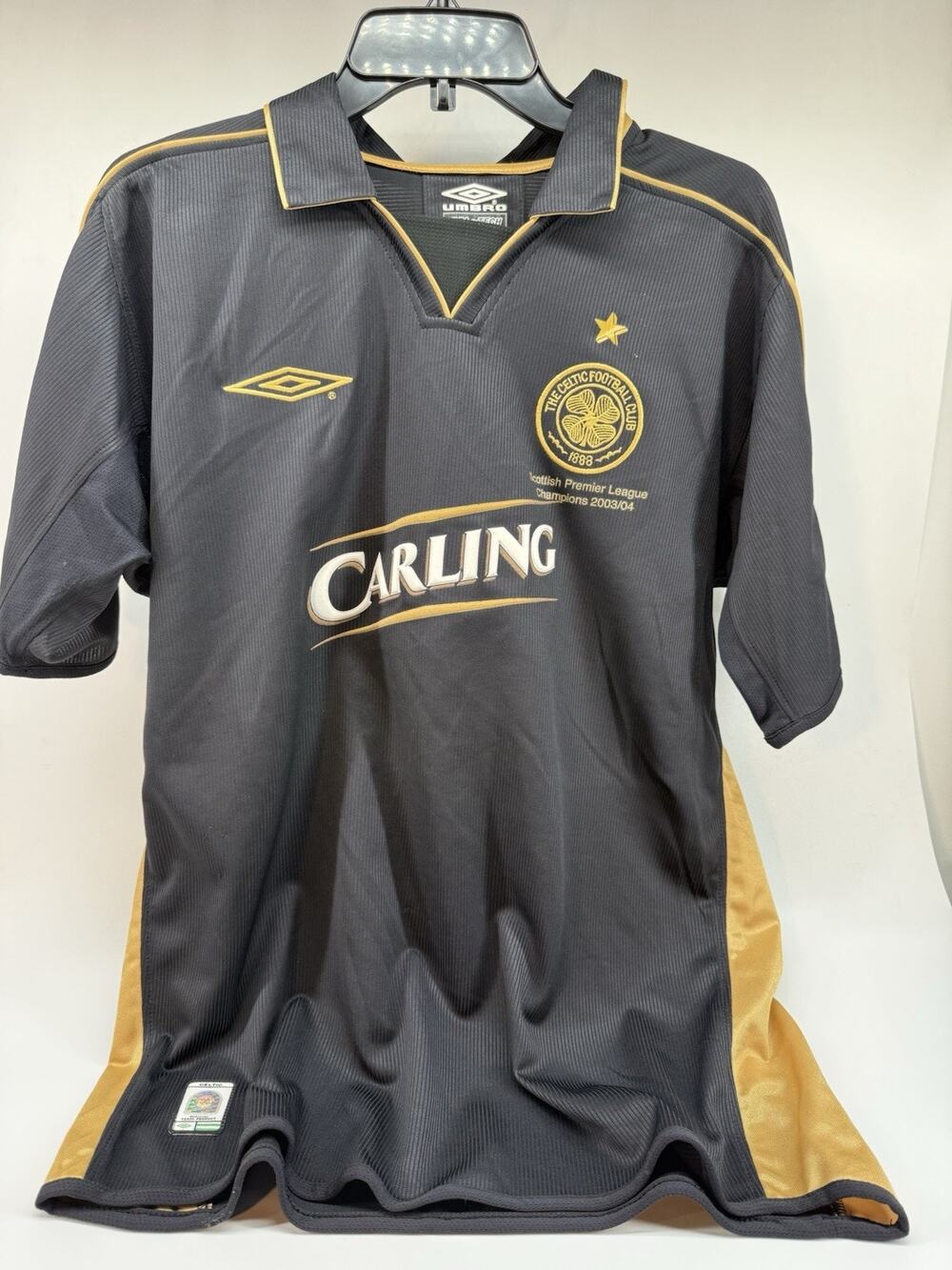 Vintage Celtic F.C. Umbro Carling Soccer Jersey Black Gold Men’s Size M